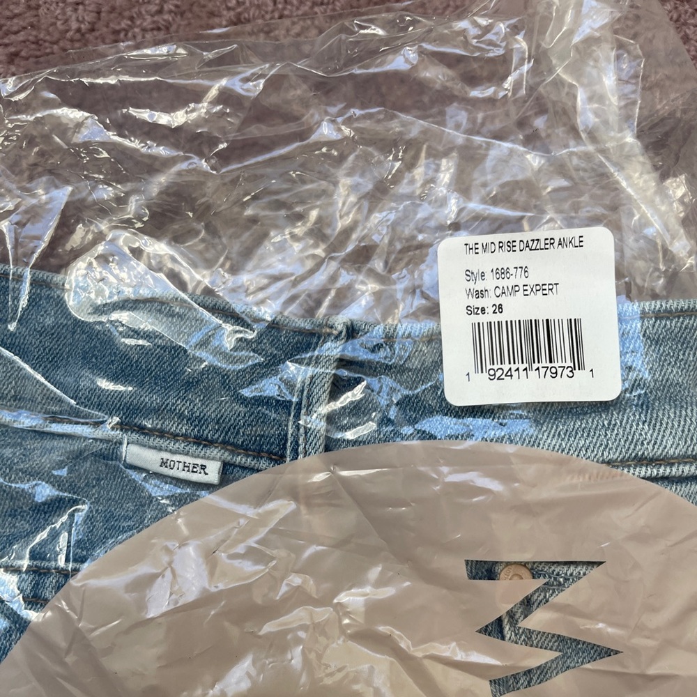 NWT MOTHER JEANS MID RISE DAZZLER